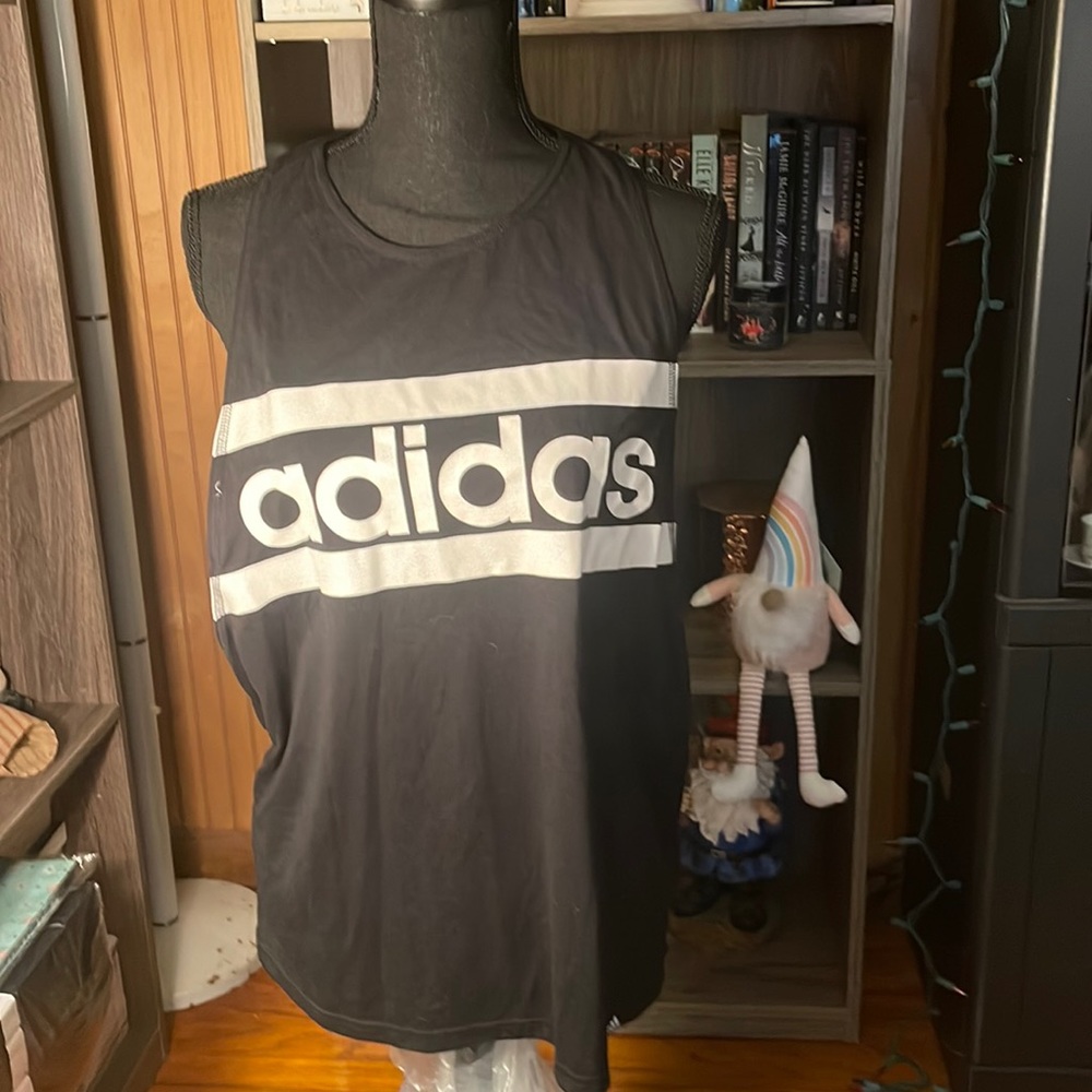 Adidas Razorback Tank size XL
